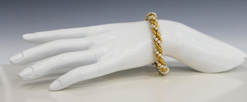 Appraisal: ARREZO KT Y GOLD SEED PEARL TWIST BRACELET About in