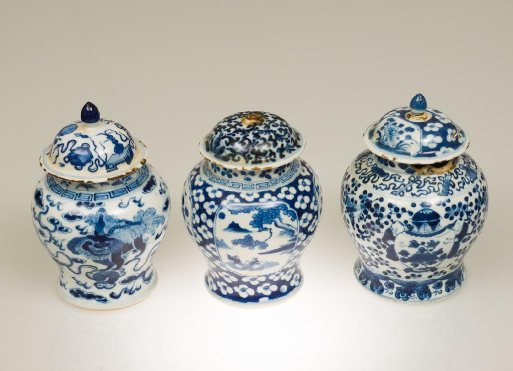 Appraisal: GROUP OF THREE th CENTURY CHINESE BLUE AND WHITE PORCELAIN