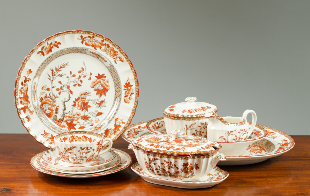 Appraisal: SPODE INDIA TREE CHINA SET ninety-eight pieces comprised of dinner