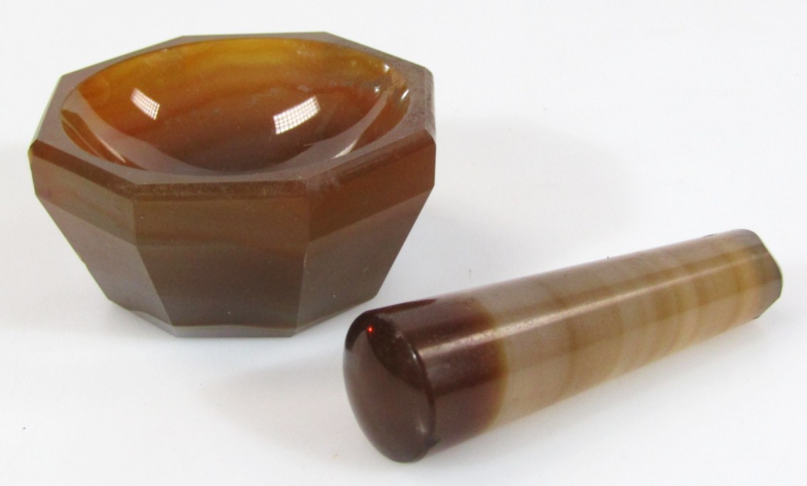 Appraisal: An agate pestle and mortar of miniature form Grand Tour