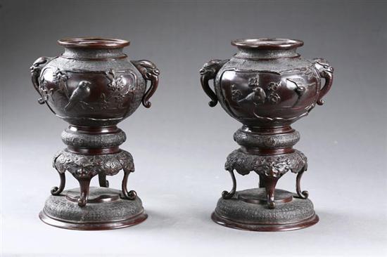 Appraisal: PAIR OF BRONZE CENSORS Probably Japanese and late th-early th