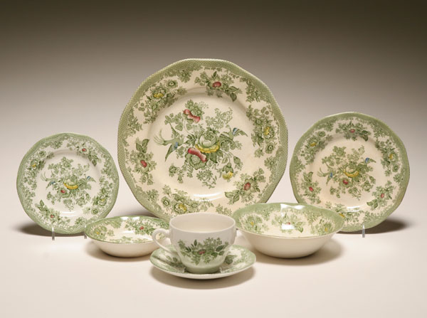 Appraisal: Enoch Wedgwood transfer decorated dinnerware pcs eight dinner plates six