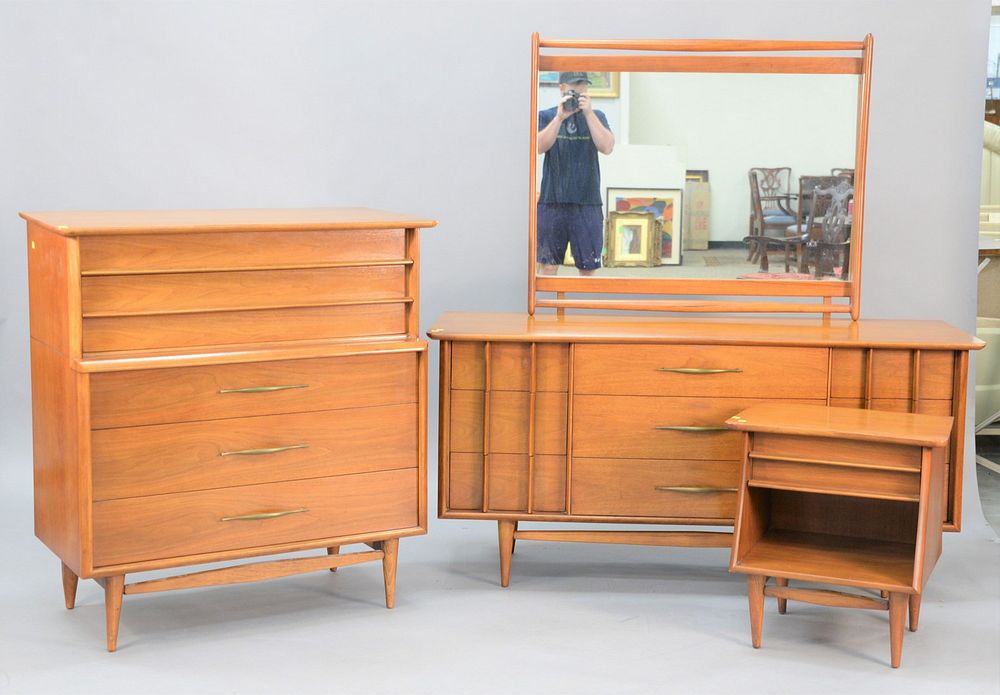 Appraisal: Four-piece Mid-Century bedroom set to include long chest lg with