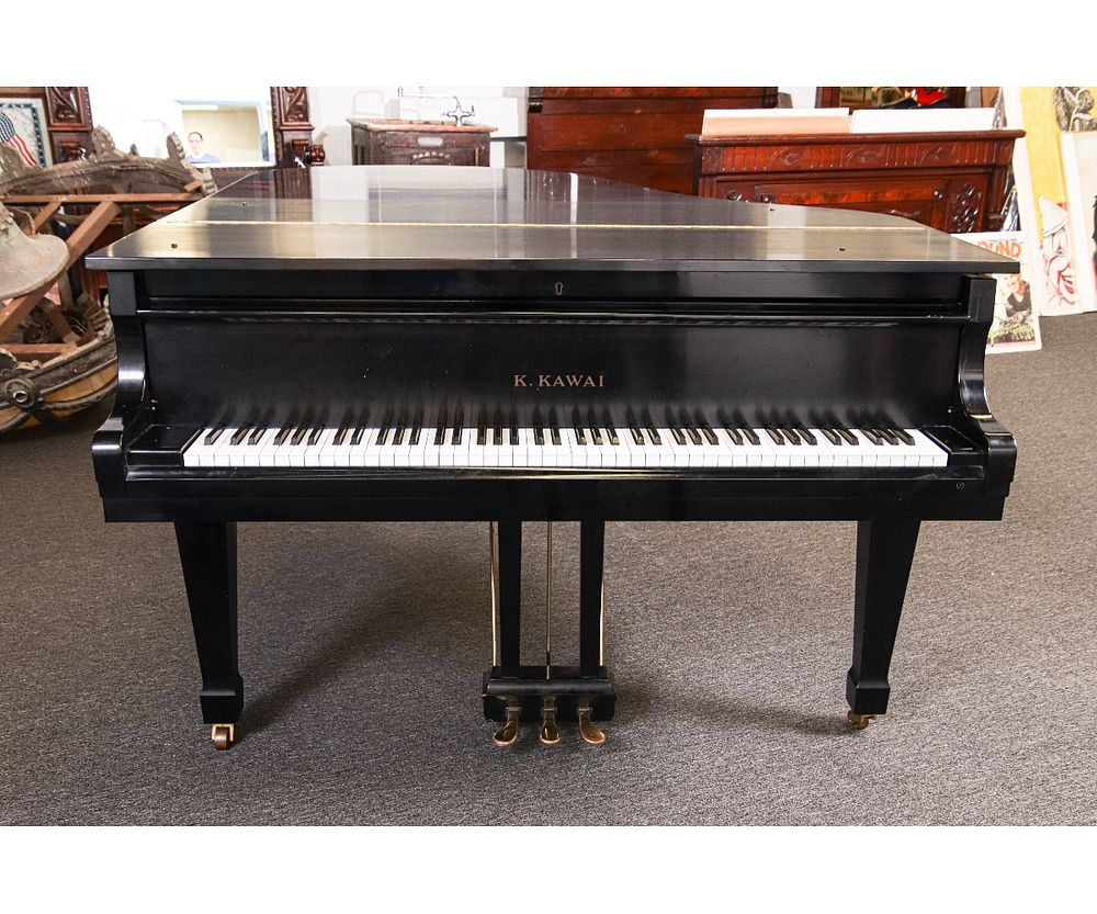 Appraisal: Kawai Baby Grand Piano Kawai baby grand piano in black