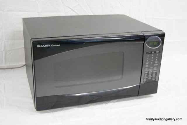 Appraisal: Sharp Carousel Digital Microwave OvenFrom the estate is a nice