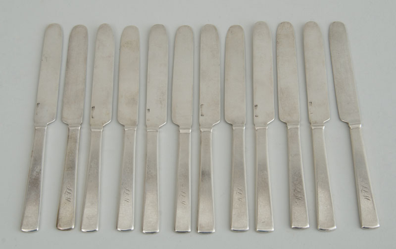 Appraisal: SET OF TWELVE MONOGRAMED AMERICAN SILVER DESSERT KNIVES The blades