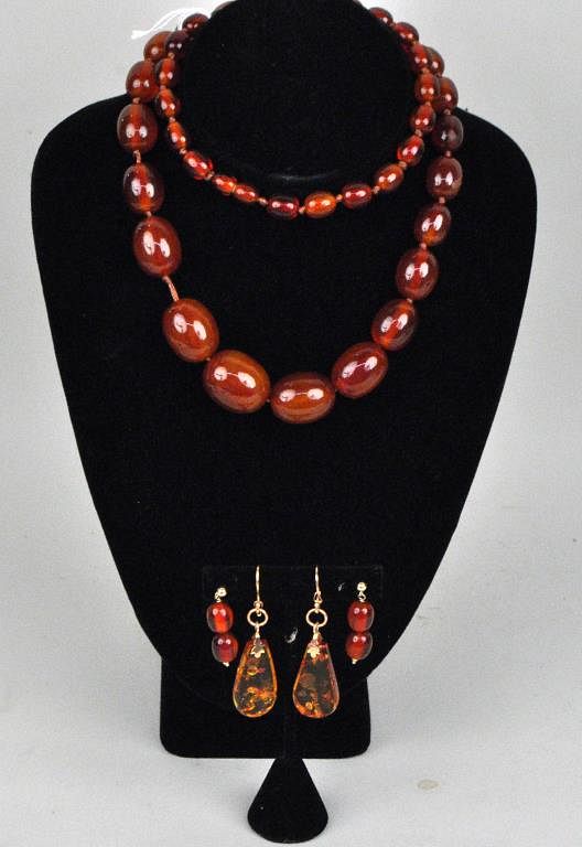 Appraisal: Amber Necklace Two Pair K Gold Mount Earrings one pair