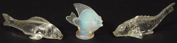 Appraisal: Art Deco Sabino opalescent glass fish together with two clear