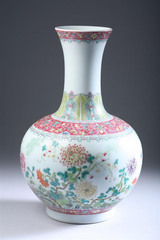 Appraisal: CHINESE FAMILLE ROSE PORCELAIN VASE Guangxu iron red six-character mark