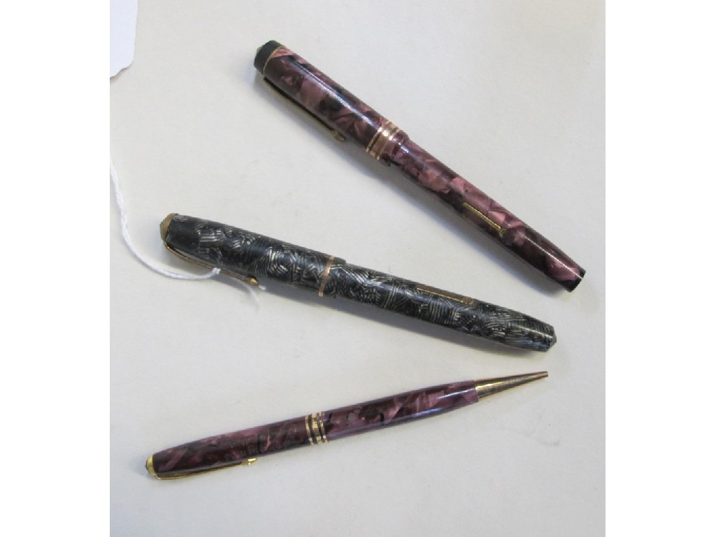 Appraisal: Lot comprising Conway Stewart No pen and pencil set and