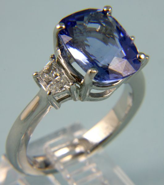 Appraisal: Platinum diamond and natural unheated sapphire ring ct oz dwt