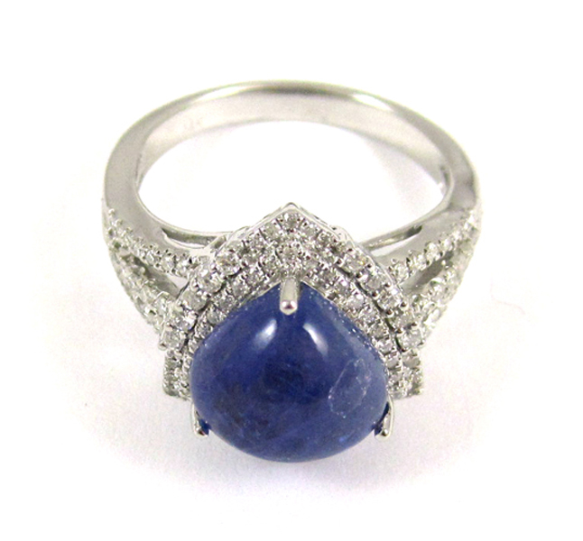 Appraisal: TANZANITE DIAMOND AND FOURTEEN KARAT GOLD RING The white gold