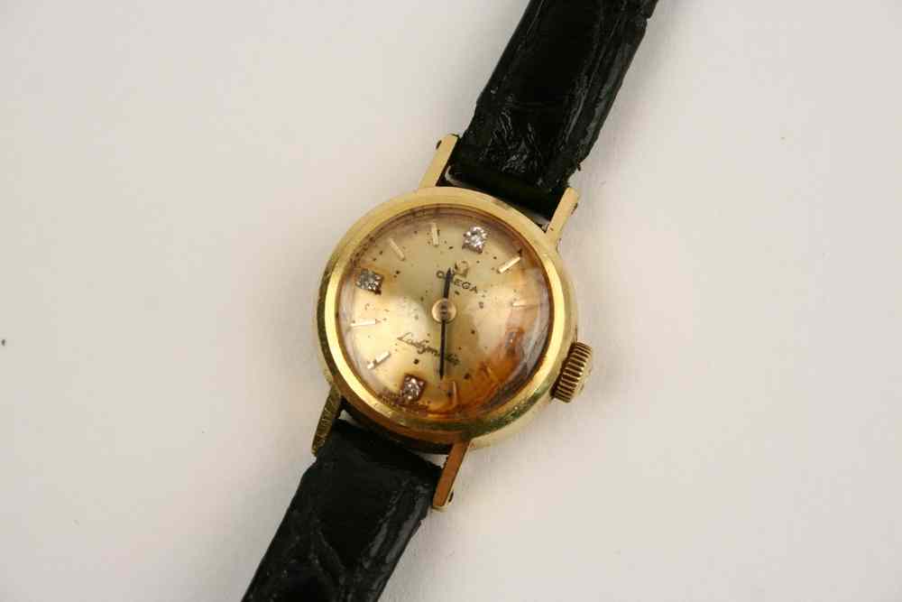 Appraisal: LADY'S WRISTWATCH - Lady's Omega watch unmarked gold case with