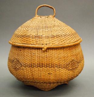 Appraisal: Cherokee lidded storage basket An early century Cherokee storage basket