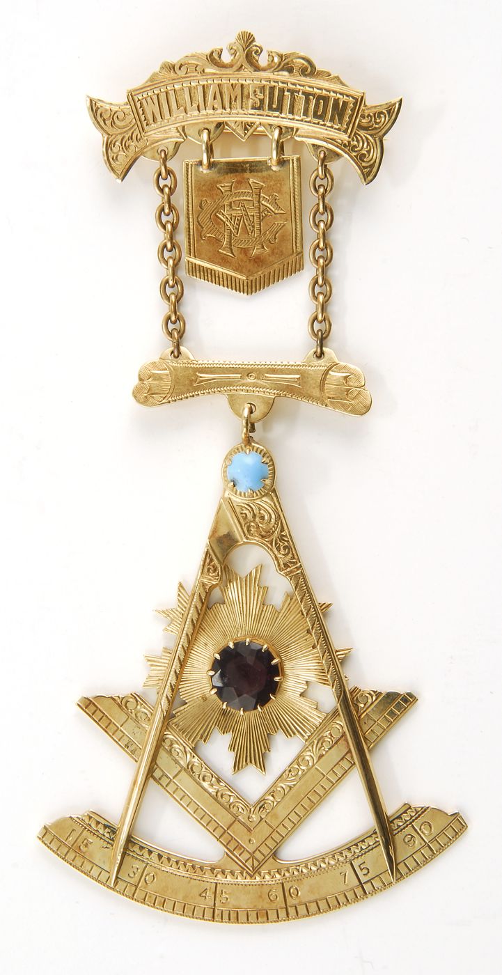 Appraisal: CASED K GOLD MASONIC PAST MASTER'S JEWEL With dark amethyst-colored