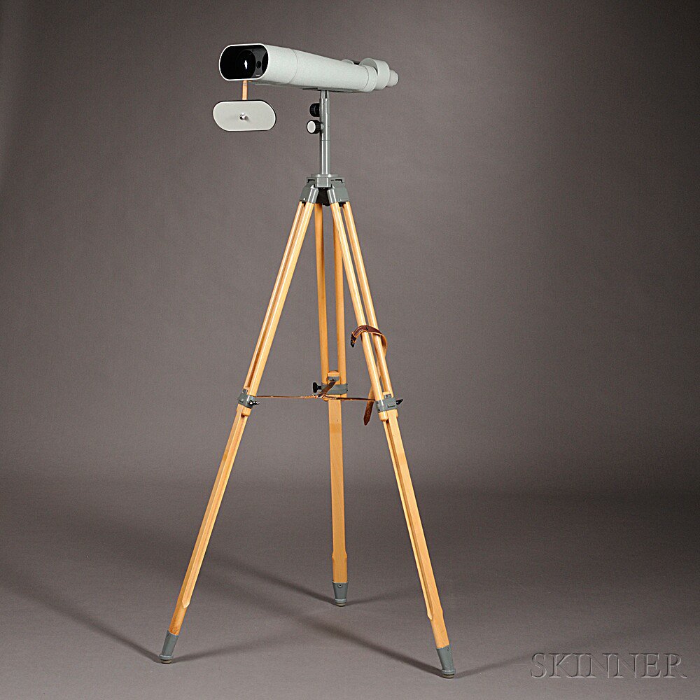 Appraisal: mm Binocular and Tripod no th century the -in gray