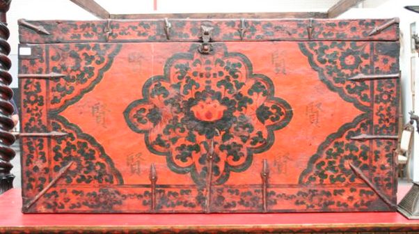 Appraisal: A th century Tibetan treasure chest used for the storage