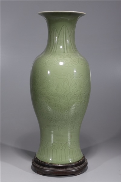 Appraisal: Tall Chinese Ming style celadon glazed porcelain with incised floral