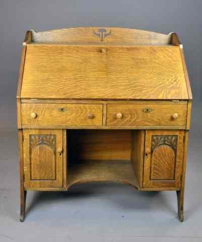 Appraisal: ARTS CRAFTS TIGER OAK SLANT FRONT DESKVery nice MacKintosh-style slant-top