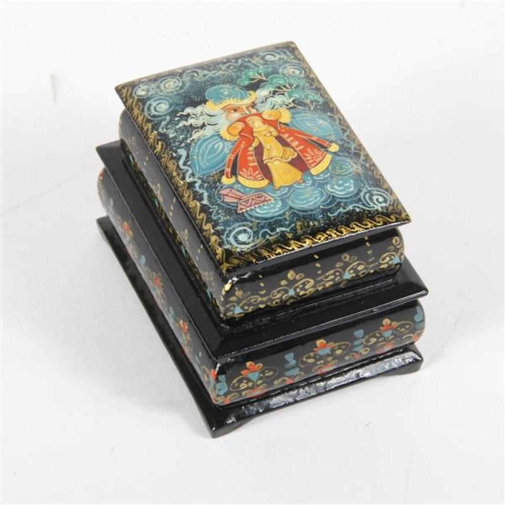 Appraisal: RUSSIAN HAND PAINTED FOLK ART LACQUER DOUBLE TRINKET BOX WITH