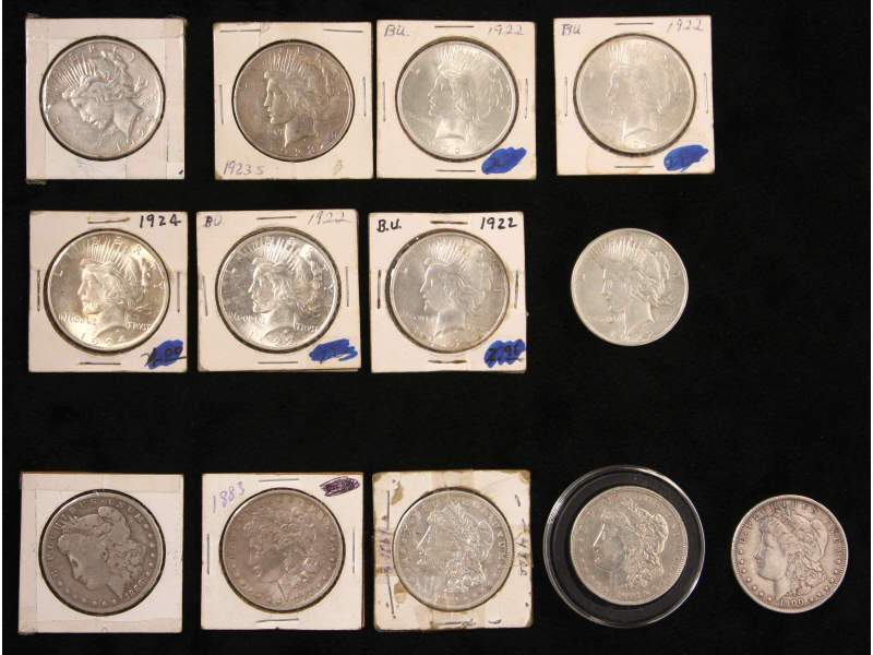 Appraisal: Mixed Morgan and Peace Silver Dollars all common date five