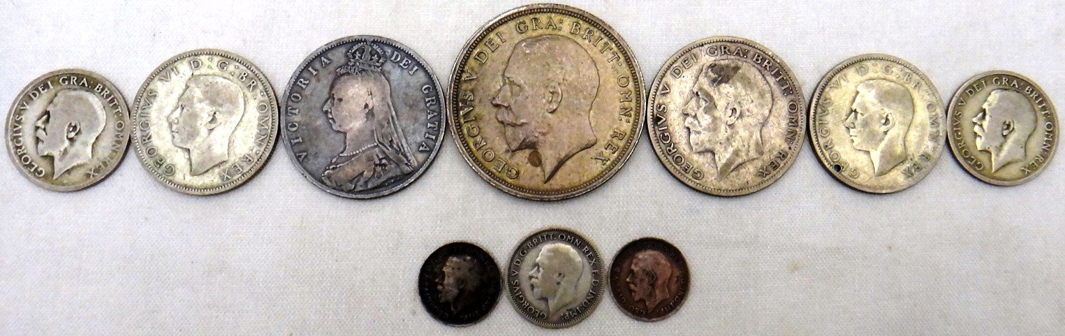 Appraisal: British coins comprising a George V wreath crown two half