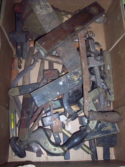 Appraisal: A large quantity of brass bound tools including spirit levels