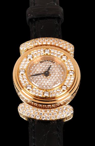 Appraisal: Dianoor Chameleon V a lady's carat gold diamond wristwatch no