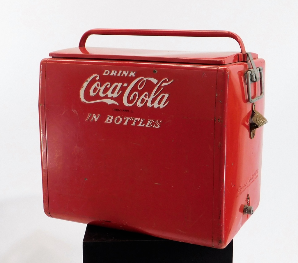 Appraisal: VINTAGE DRINK COCA-COLA RED ADVERTISEMENT COOLER United States th CenturyVintage