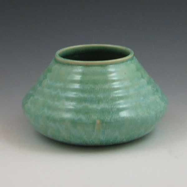 Appraisal: Roseville Imperial II - '' squat or volcano vase in