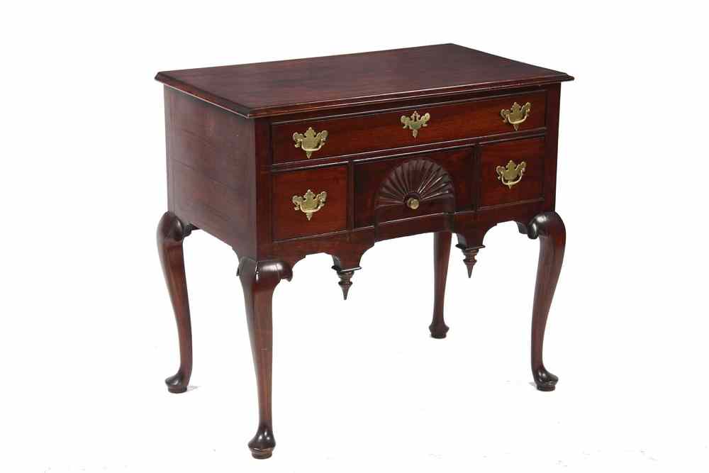 Appraisal: QUEEN ANNE LOWBOY - th c Queen Anne mahogany lowboy