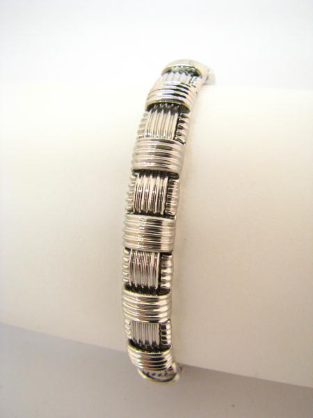 Appraisal: Roberto Coin Heavy K White Gold Diamond Bracelet with twelve