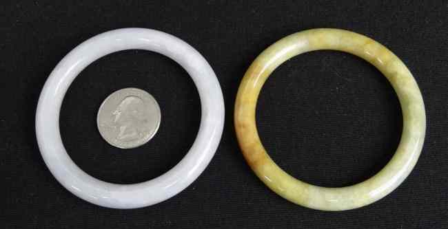 Appraisal: Pair Asian jade bangles