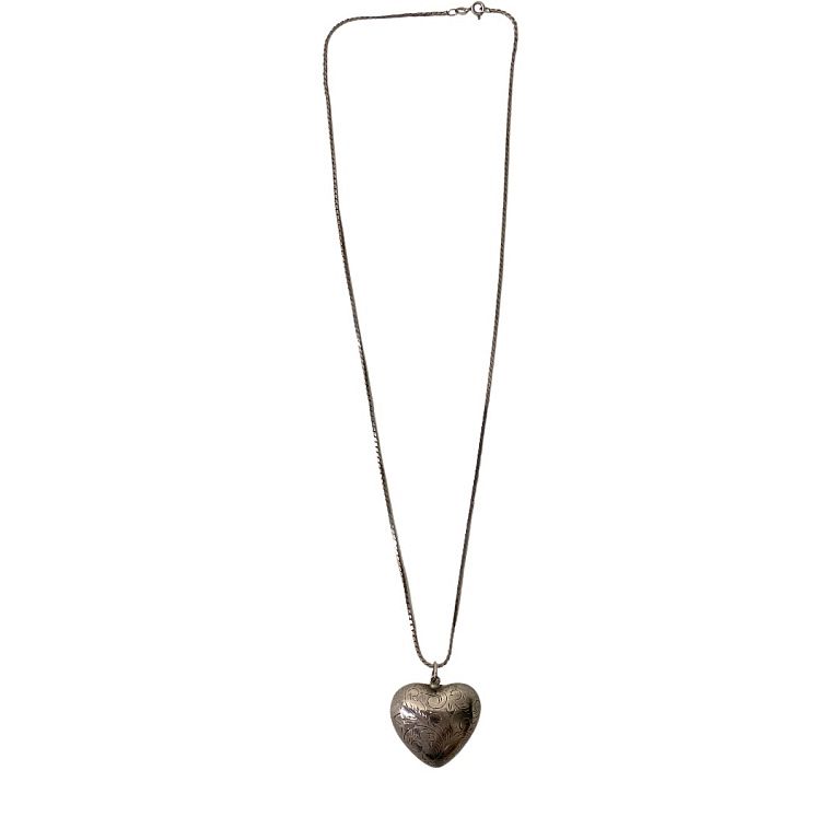 Appraisal: Sterling Silver Chain with Heart Pendant Sterling Silver Chain with