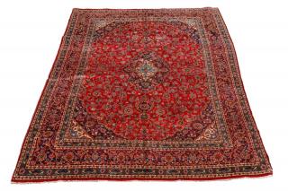 Appraisal: Hand Woven Persian Mashad Wool Iran Floral design on red