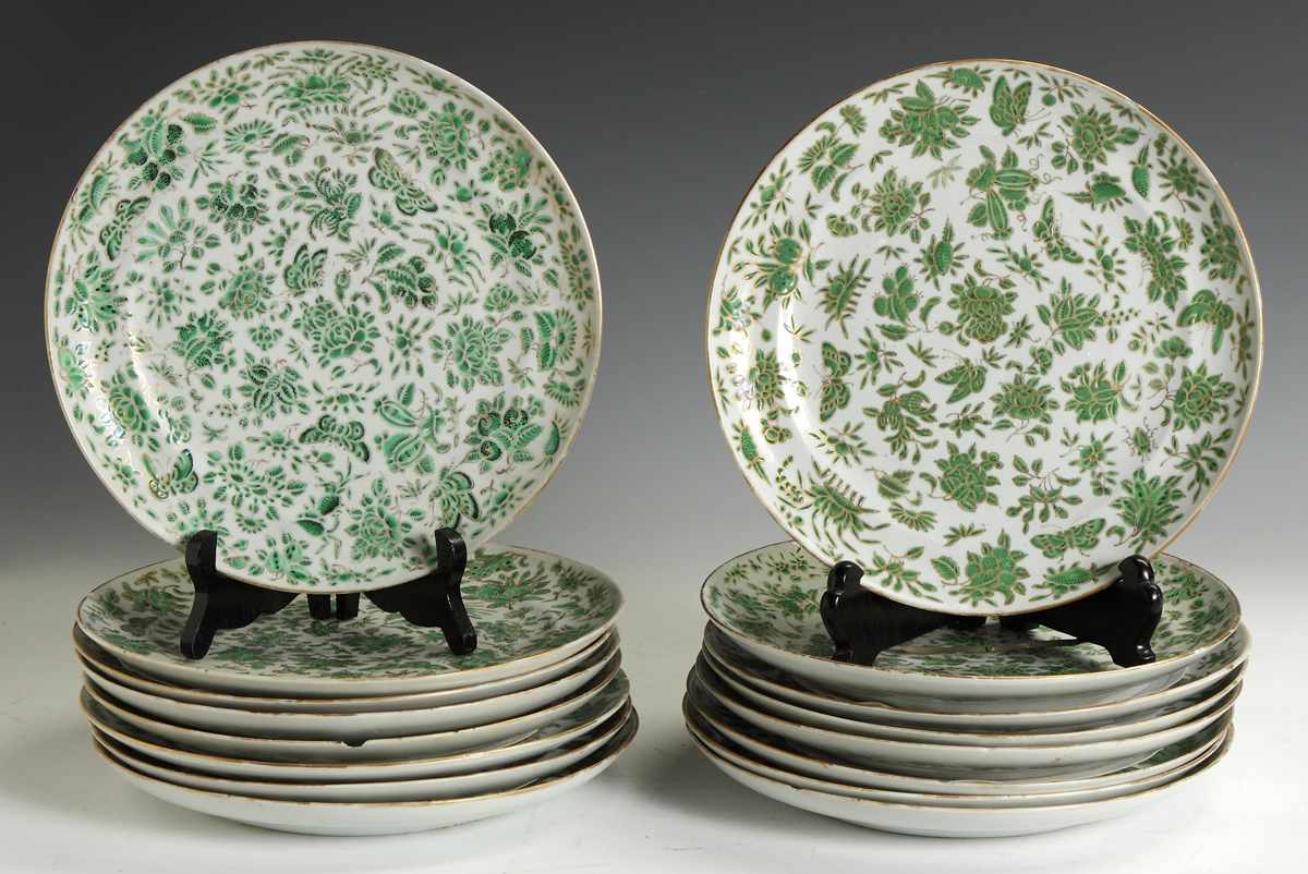 Appraisal: Set of Chinese Export Plates th cent w butterfly floral