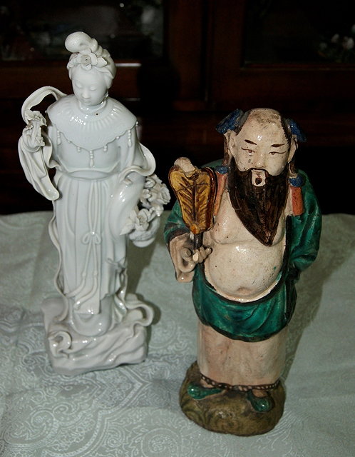 Appraisal: Chinese blanc de chine porcelain model of a standing Guanyin