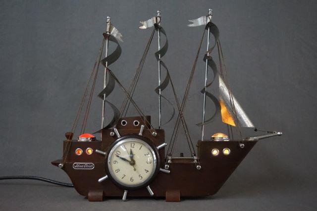 Appraisal: United Clock Corp Model Lighted Ship Clock ca 's Scooner