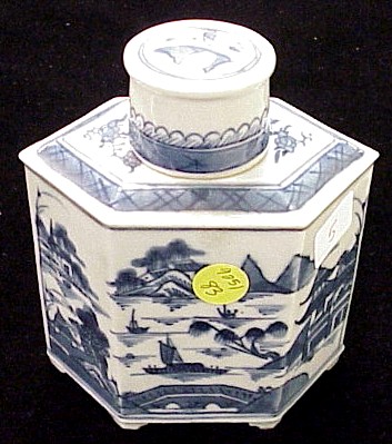 Appraisal: Chinese Export porcelain tea caddy th C Canton pattern hexagonal