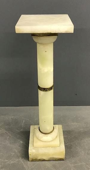 Appraisal: Onyx Pedestal Onyx pedestal with rotating square top h Top