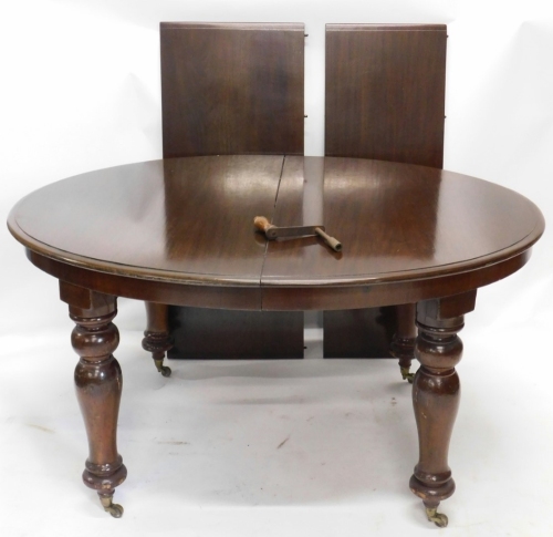 Appraisal: A thC mahogany D end wind out dining table on