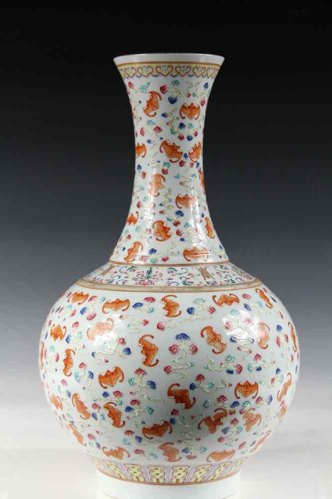 Appraisal: LG CHINESE VASE - Large Chinese Baluster Vase with underglaze