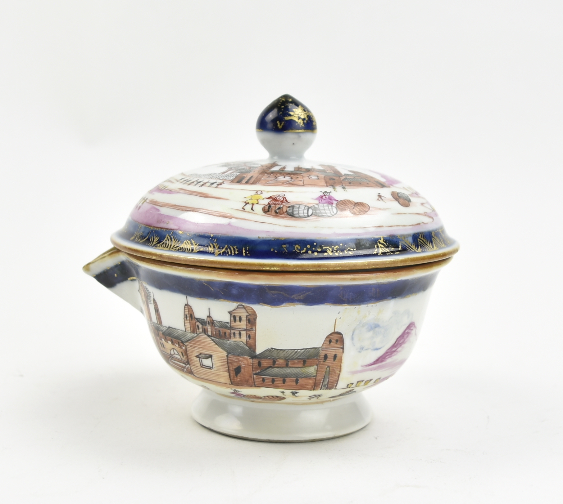 Appraisal: Chinese th C an unusual export tea tureen with gilt