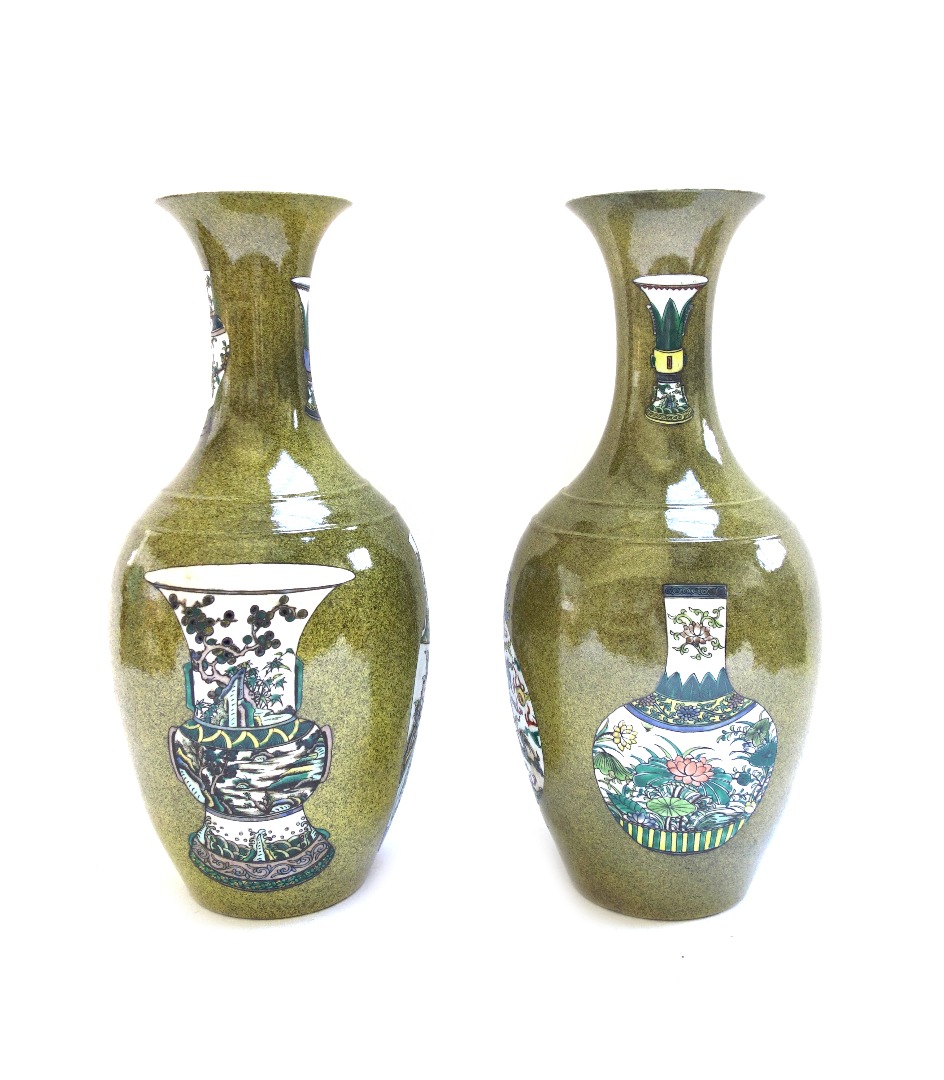 Appraisal: A pair of Chinese vases late th century six character