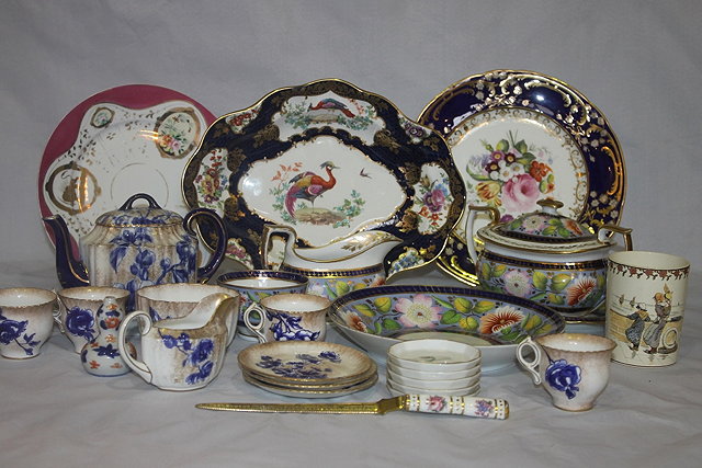 Appraisal: A GROUP OF PORCELAIN AND POTTERY to include a th