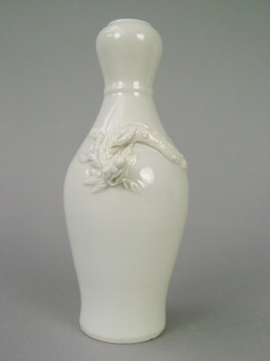 Appraisal: Chinese blanc de chine vase with applied dragon decoration cm