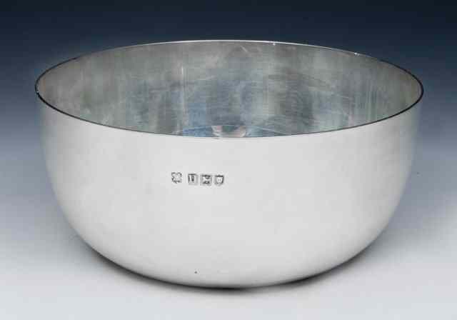 Appraisal: A PLAIN TURNED SILVER BOWL London by William Bruford Son