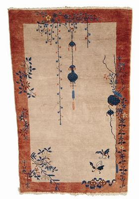 Appraisal: A Tianjin rug North China c - x in x