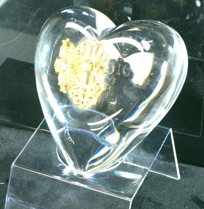 Appraisal: Steuben crystal heart with brass key c designed by James