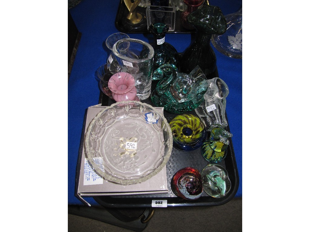 Appraisal: Tray lot of glass including two Selkirk paperweights Mdina horse